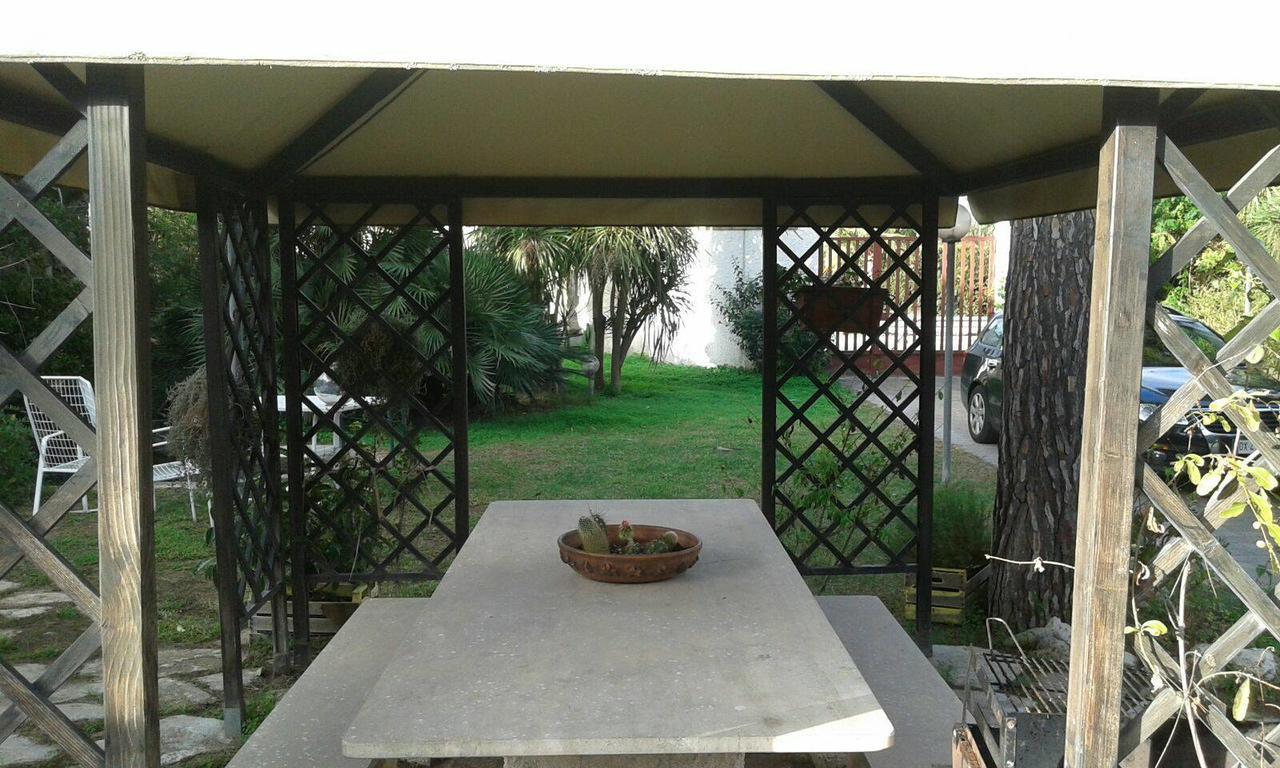 לינה וארוחת בוקר סן קטאלדו Casina Delle Arti מראה חיצוני תמונה