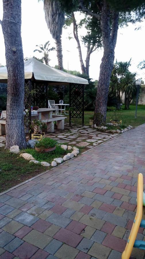 לינה וארוחת בוקר סן קטאלדו Casina Delle Arti מראה חיצוני תמונה